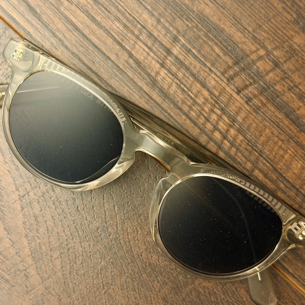 DL Eyewear Beaumont Sunglasses in Smoke (Dan Levy, Schitts Creek) Men or Women